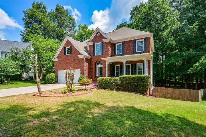 Property Photo:  125 Leeward Run Court  GA 30005 