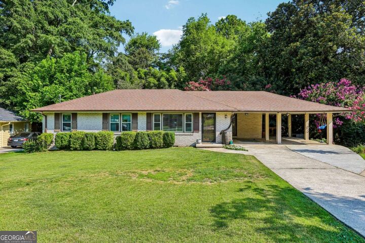 Property Photo: 2410 Arrow Circle GA 30341