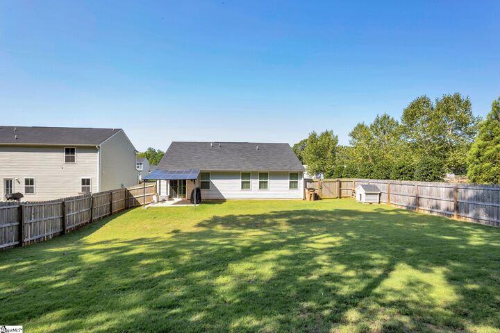 Property Photo:  201 Burr Oak Lane  SC 29673 