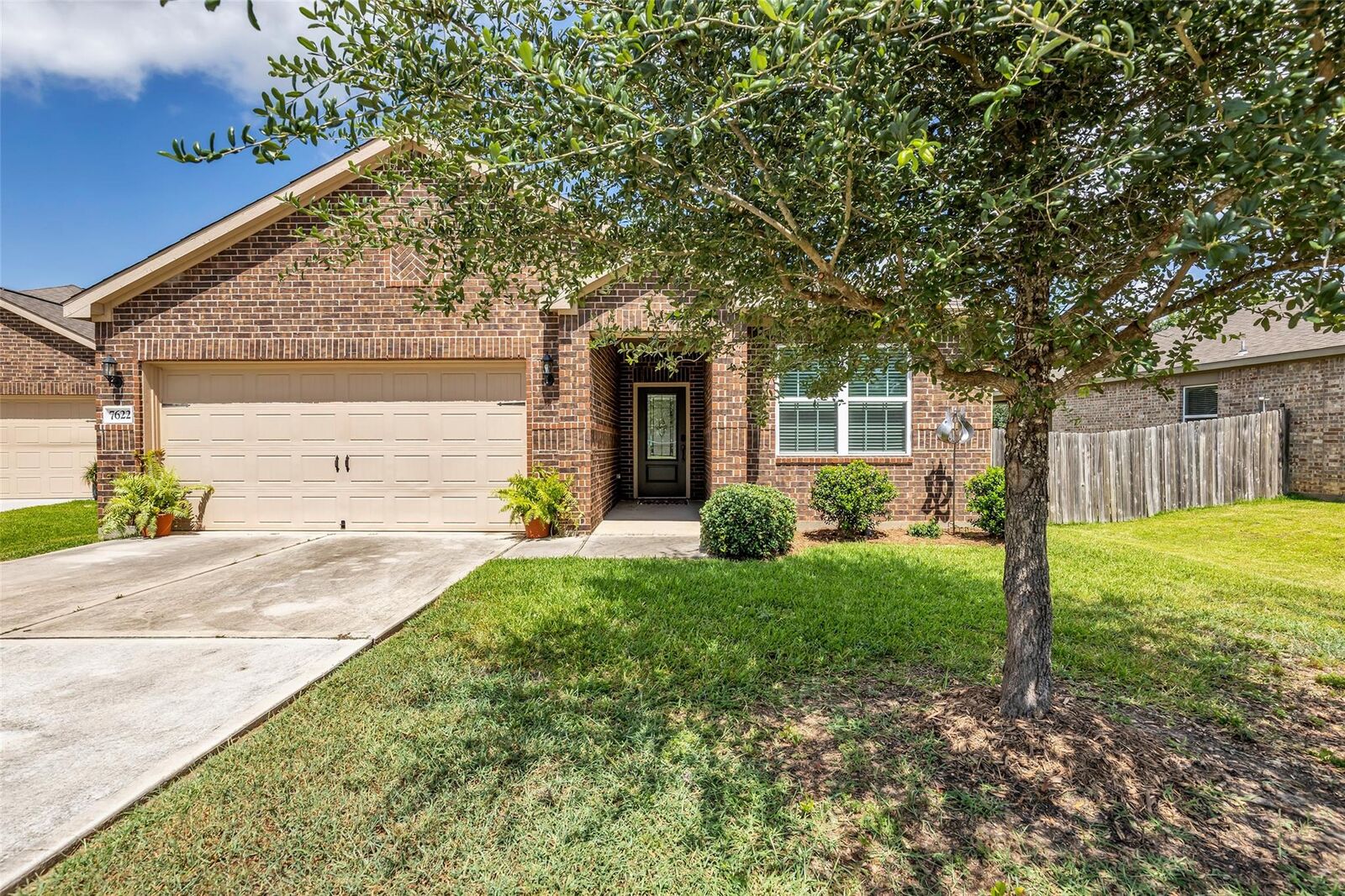 Property Photo:  7622 Dragon Pearls Lane  TX 77304 