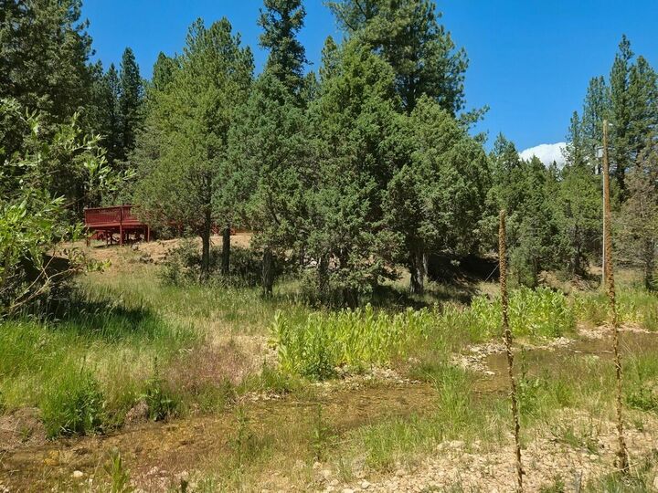 Property Photo:  105 S Meadow Dr  UT 84735 