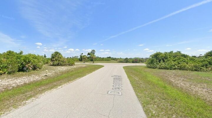 Property Photo: 39 Decorore Drive FL 33947