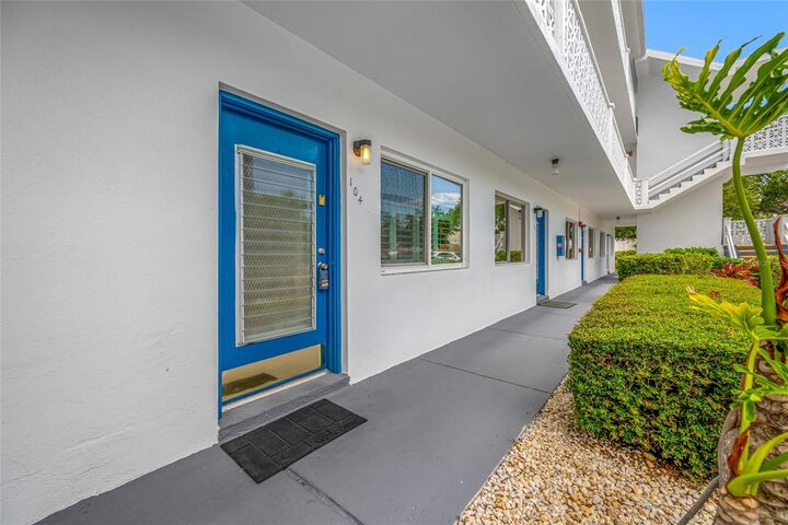 Property Photo:  8075 112th Street 104  FL 33772 