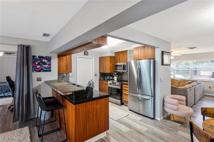 Property Photo:  182 Sunward Avenue  FL 34684 