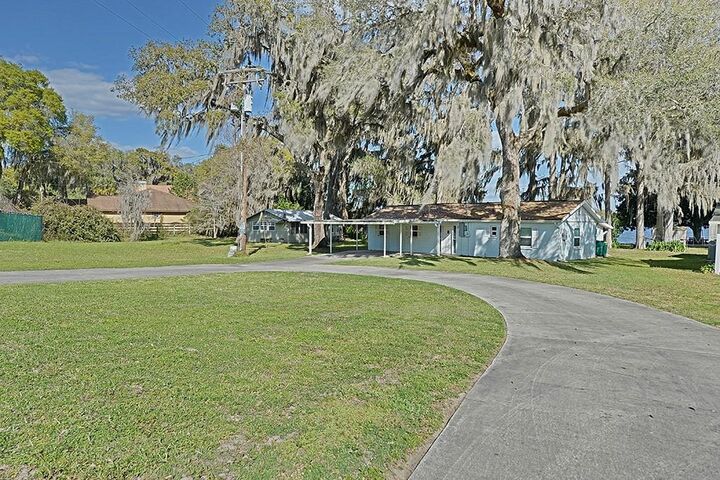 Property Photo:  426 Ella Avenue  FL 34450 