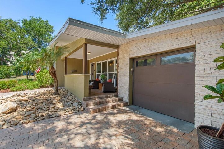 Property Photo: 308 Barbara Circle FL 33756