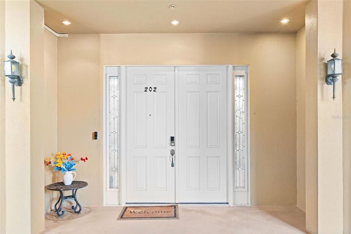 Property Photo:  6100 Jessie Harbor Drive 202  FL 34229 