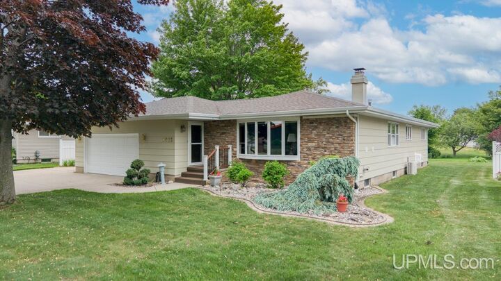 Property Photo: 1612 S 18th Avenue MI 49829