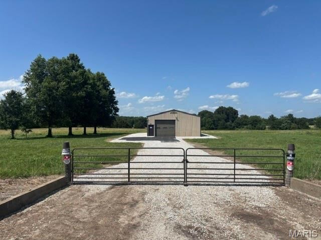 Property Photo: 33910 Route D MO 65282