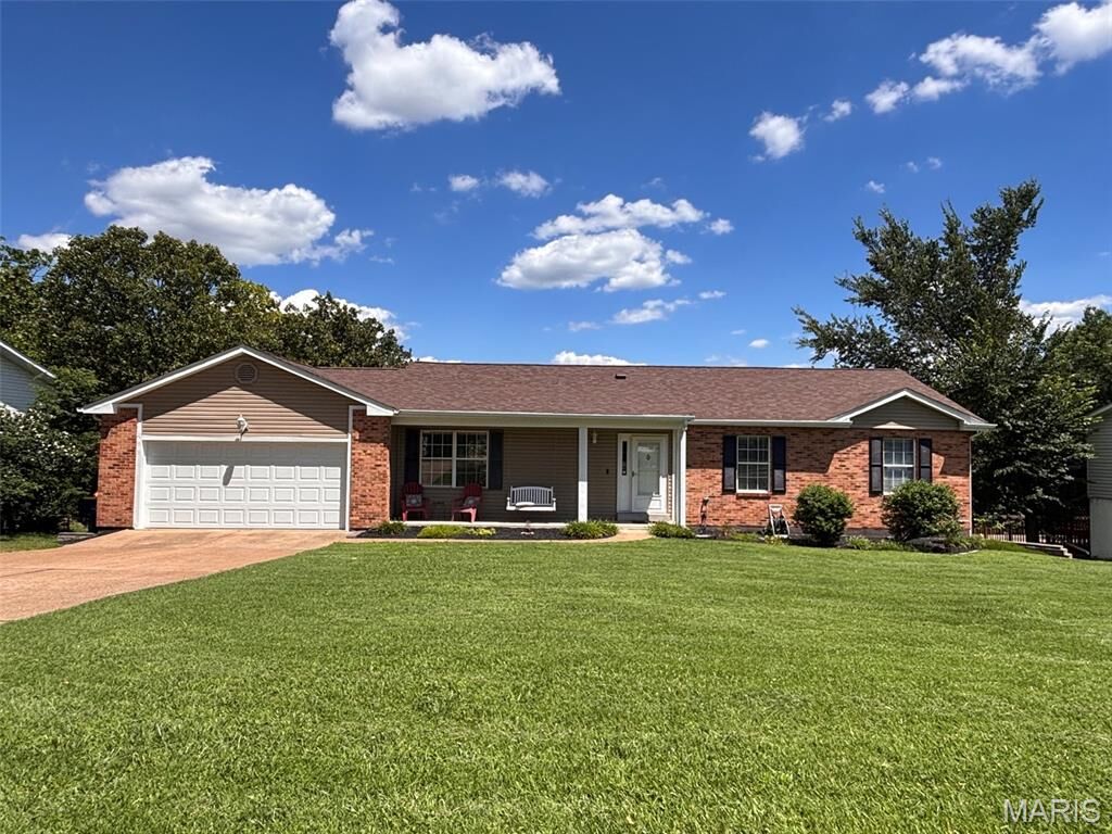 Property Photo: 112 Blue Ridge Trace MO 63028