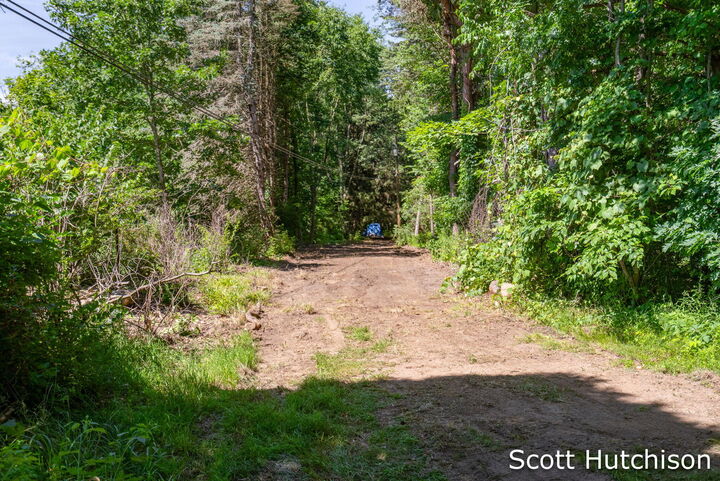 Property Photo: 2710 12 Mile Road NE MI 49341