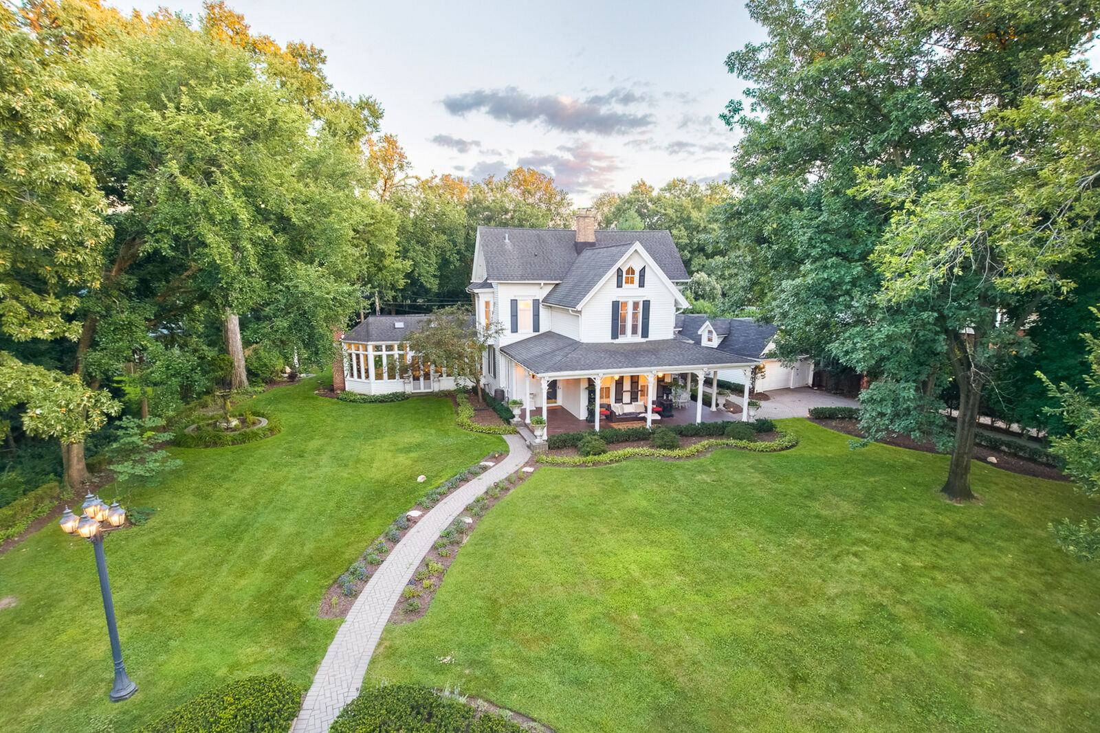 Property Photo: 201 Scottswood Road IL 60546