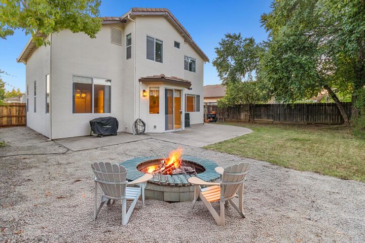 Property Photo: 1080 Rudgwick Drive CA 95747