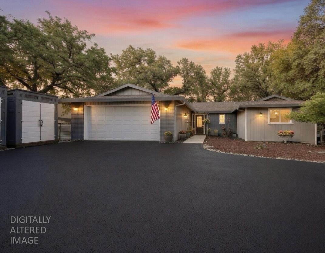 Property Photo: 19179 Swallow Way CA 95946