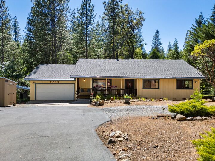 Property Photo: 2015 E Mokelumne Drive CA 95223