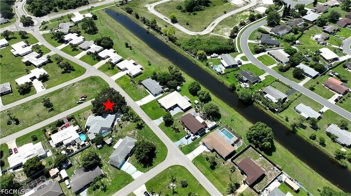 Property Photo:  1701 Ridgecrest Street  FL 33936 