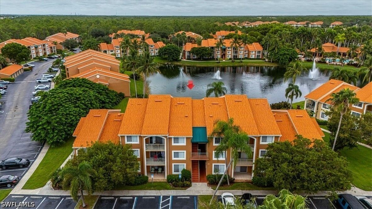 Property Photo:  1205 Wildwood Lakes Boulevard 206  FL 34104 