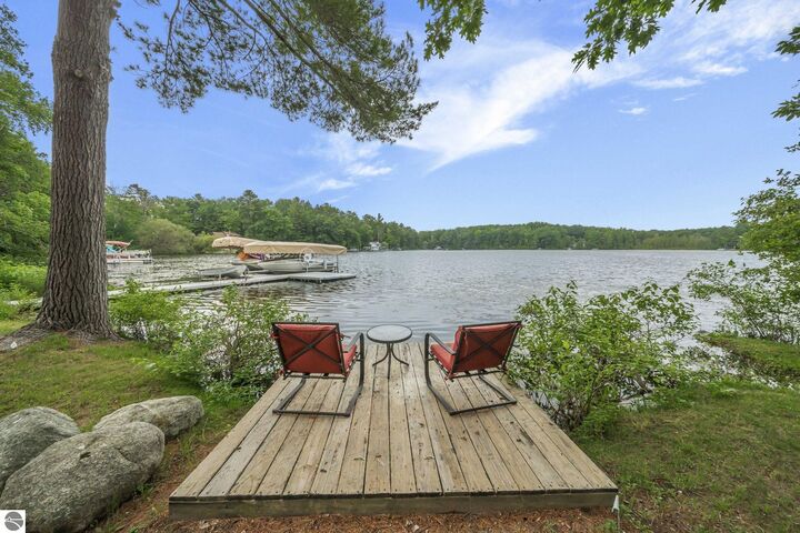 Property Photo:  2847 Crescent Shores Drive  MI 49685 