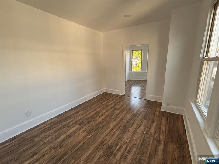 Property Photo:  151 Washington Avenue 2R  NJ 07032 