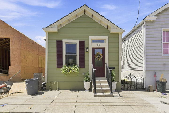 Property Photo:  25 W 12th Street  KY 41071 