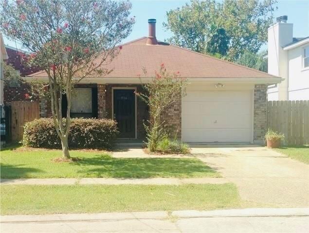Property Photo:  916 Ridgewood Drive  LA 70001 