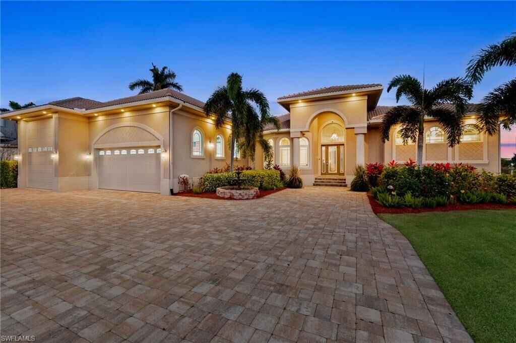 Property Photo:  18018 Broadview Dr  FL 34114 
