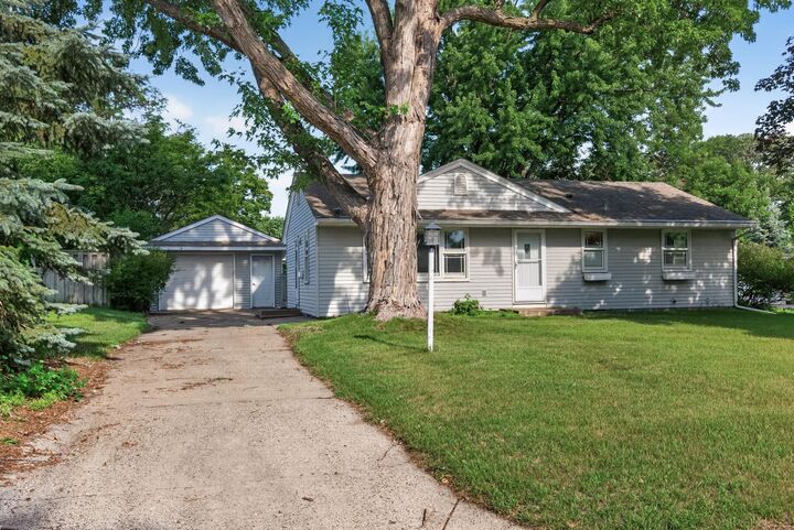 Property Photo:  6150 Rainbow Drive NE  MN 55432 