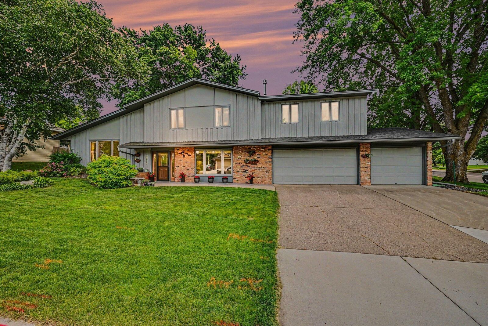 Property Photo:  6080 134th Street W  MN 55124 