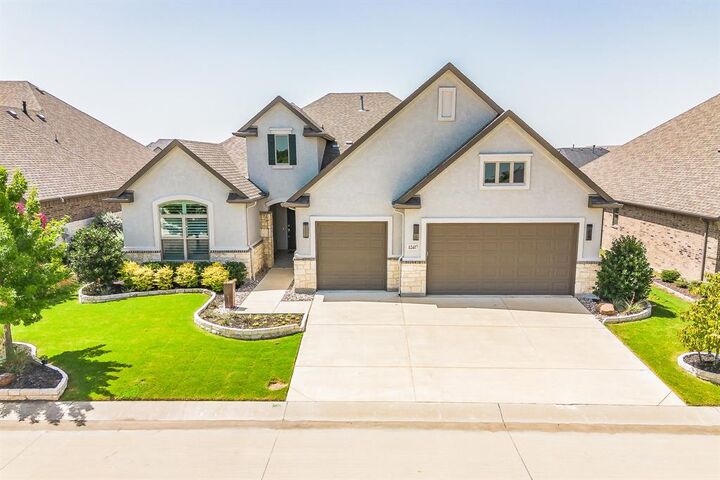 Property Photo: 12417 Blue Granite Drive TX 76207