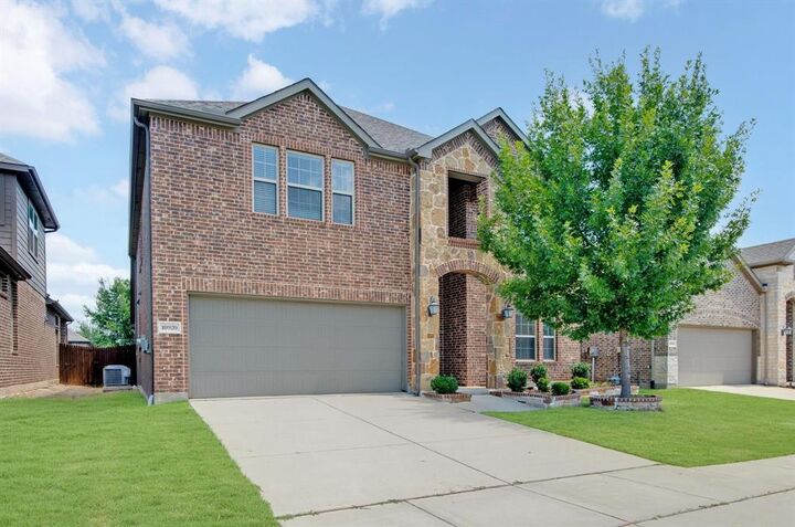 Property Photo:  10920 Calvert Place  TX 75071 