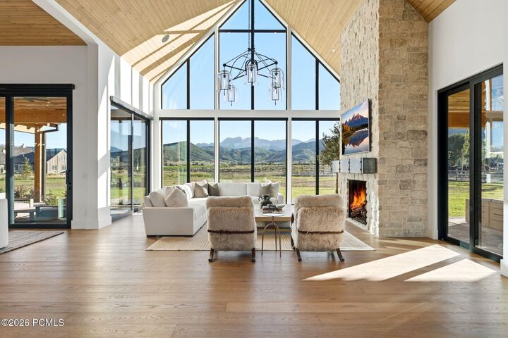 Property Photo: 35 W 1160 S UT 84049