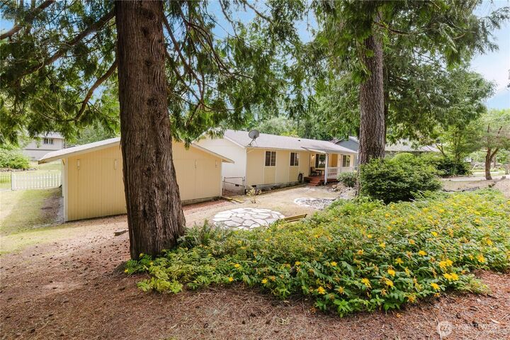 Property Photo:  4014  Silver Lane NW  WA 98312 