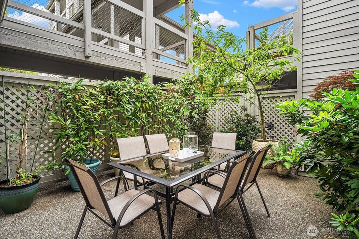 Property Photo: 6121 NE 175th Street A202 WA 98028