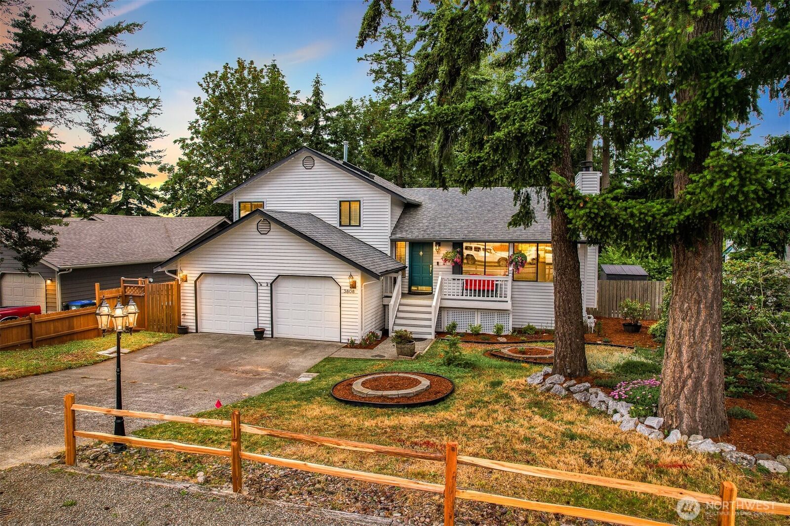 Property Photo:  3808  Spring Coulee Road  WA 98226 