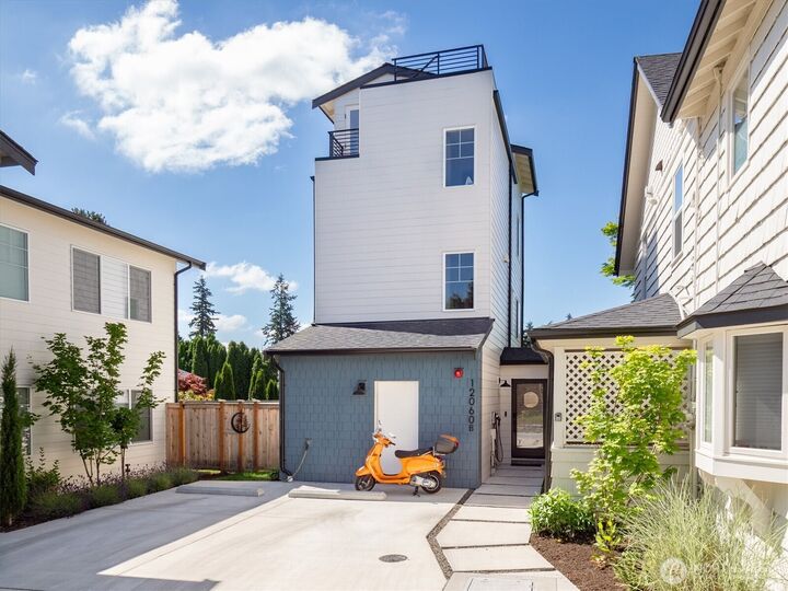 Property Photo:  12060  8th Avenue NW B  WA 98177 