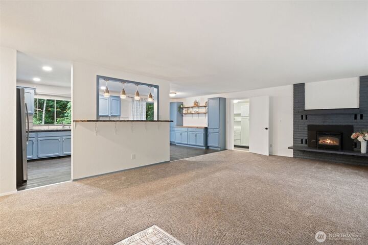 Property Photo:  9125  Central Valley  WA 98311 