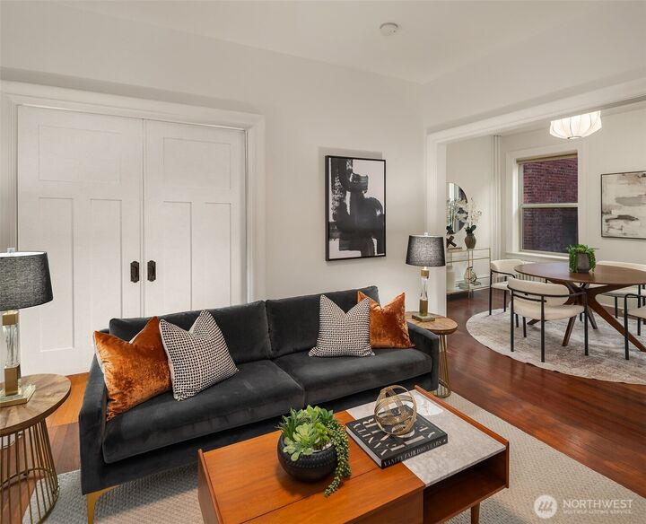Property Photo: 129 Warren Avenue N G WA 98109