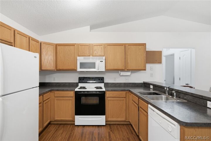 Property Photo:  3198 E Bradley Street  FL 34453 