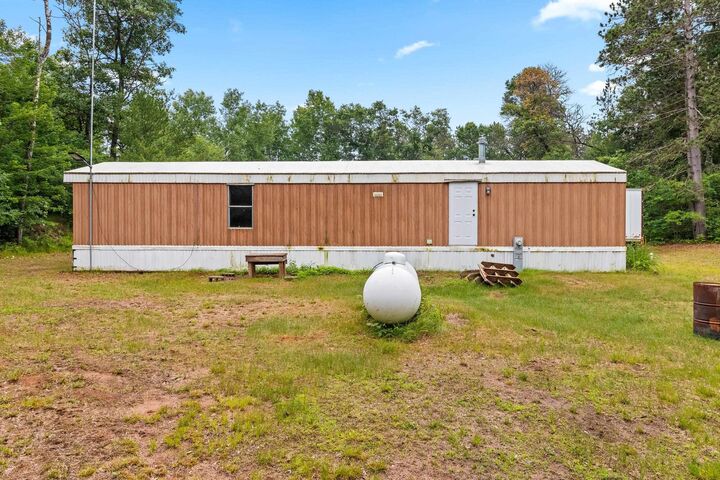 Property Photo:  W5932 County Road R  WI 54151 