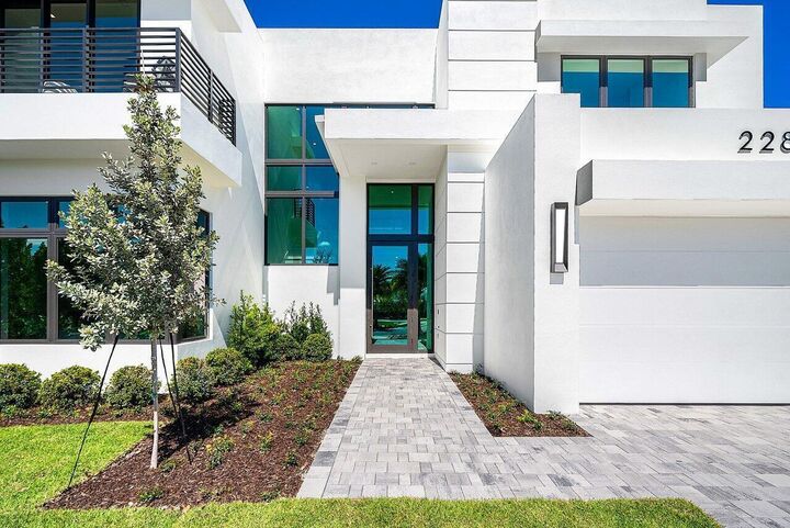 Property Photo:  2285 Delray Ridge Lane Lot 8  FL 33444 
