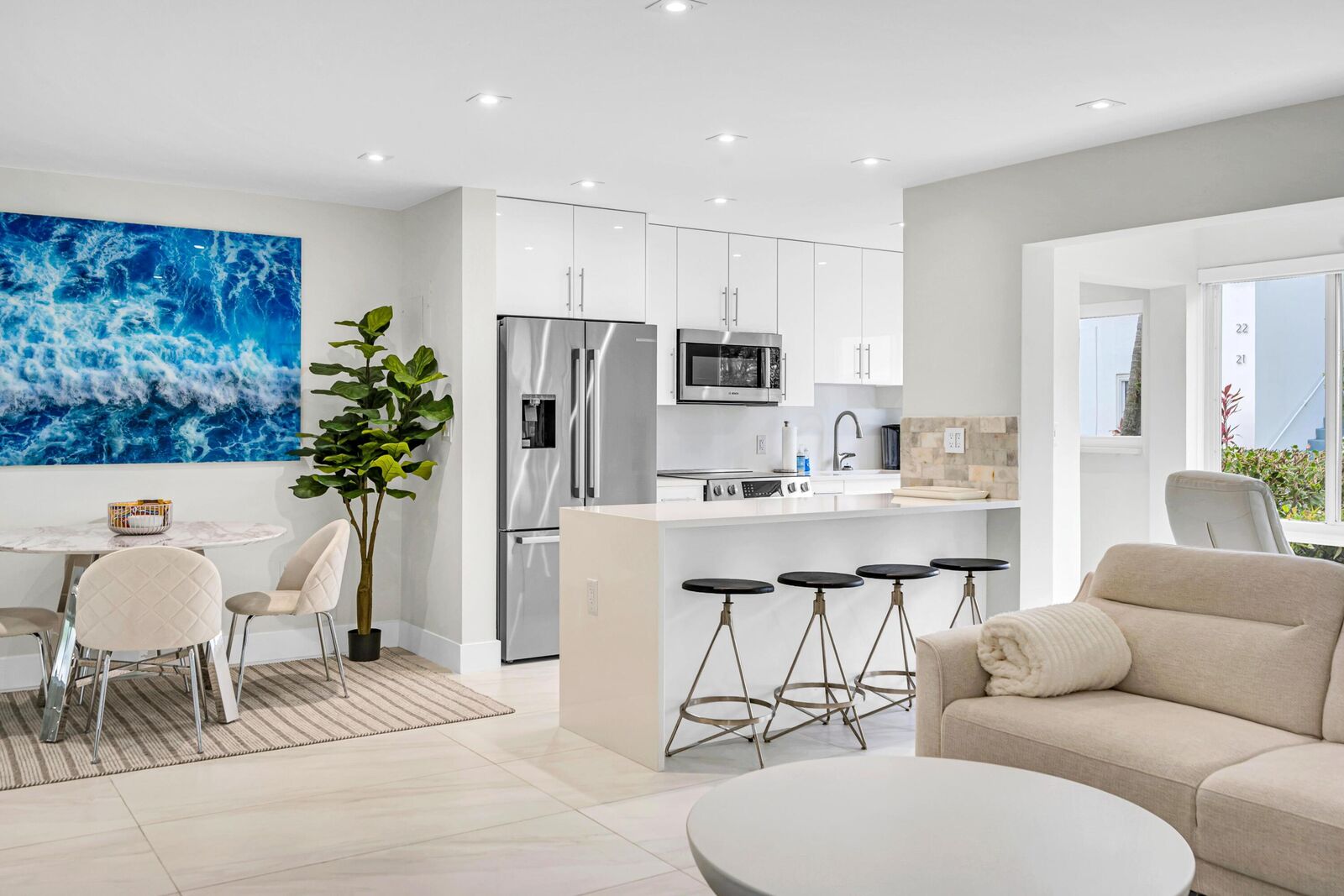 Property Photo:  425 Bayshore Drive 15  FL 33304 