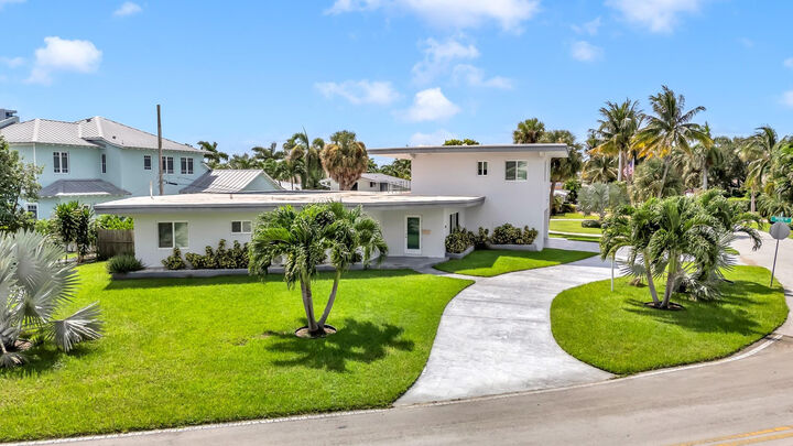 Property Photo:  2812 NE 27th Street  FL 33064 