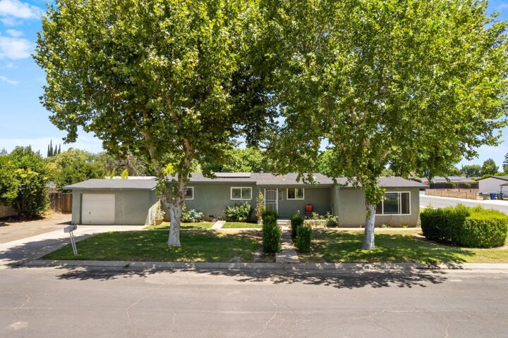 Property Photo: 2972 Tuxford Court CA 95340