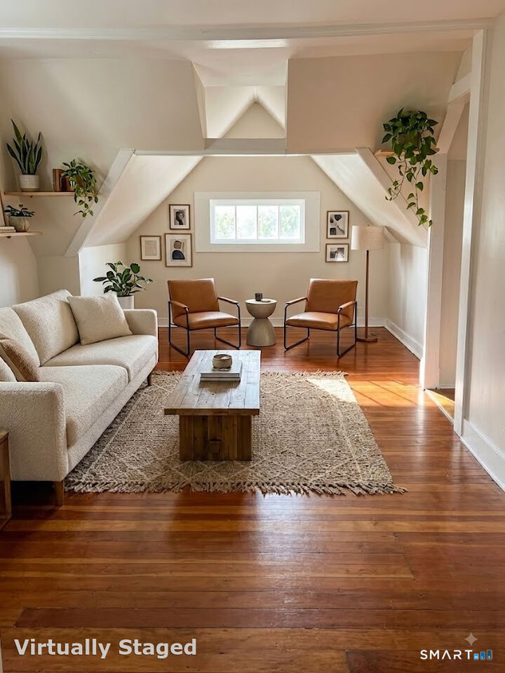Property Photo:  41 Hobart Street 2  CT 06511 