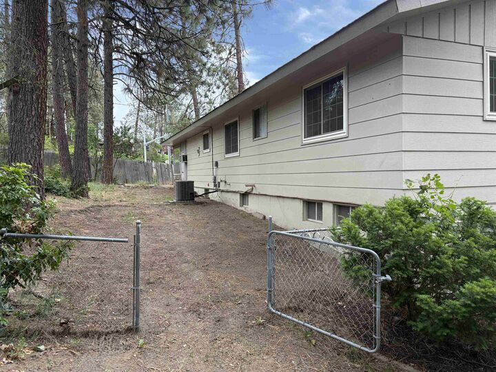 Property Photo: 13107 E 25th Ave WA 99216