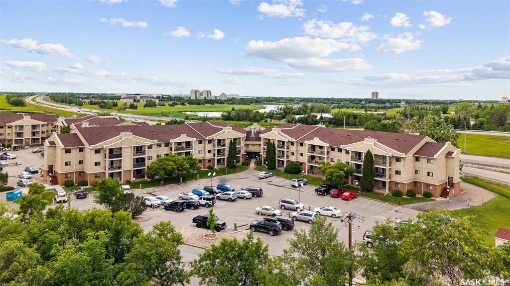 Property Photo:  3410 Park Street 114  SK S4V 2M8 