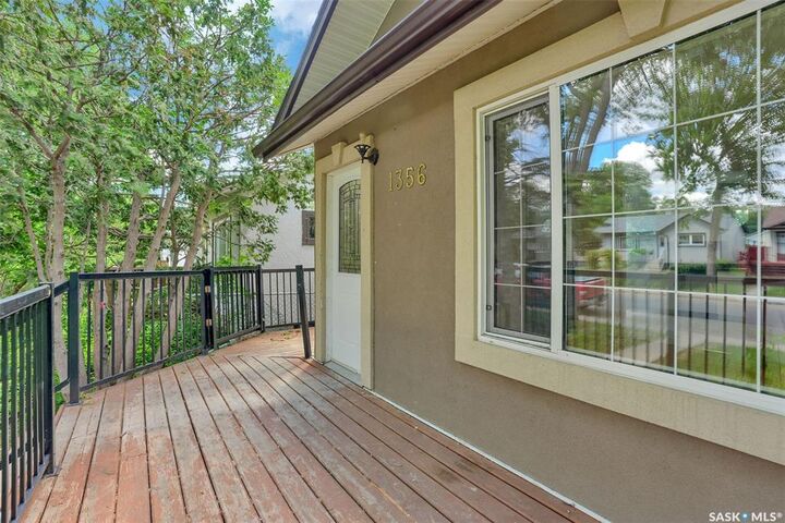 Property Photo:  1356 Minto Street  SK S4T 5S2 