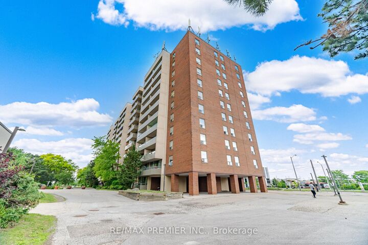 1 Four Winds Drive 701 — photo 1