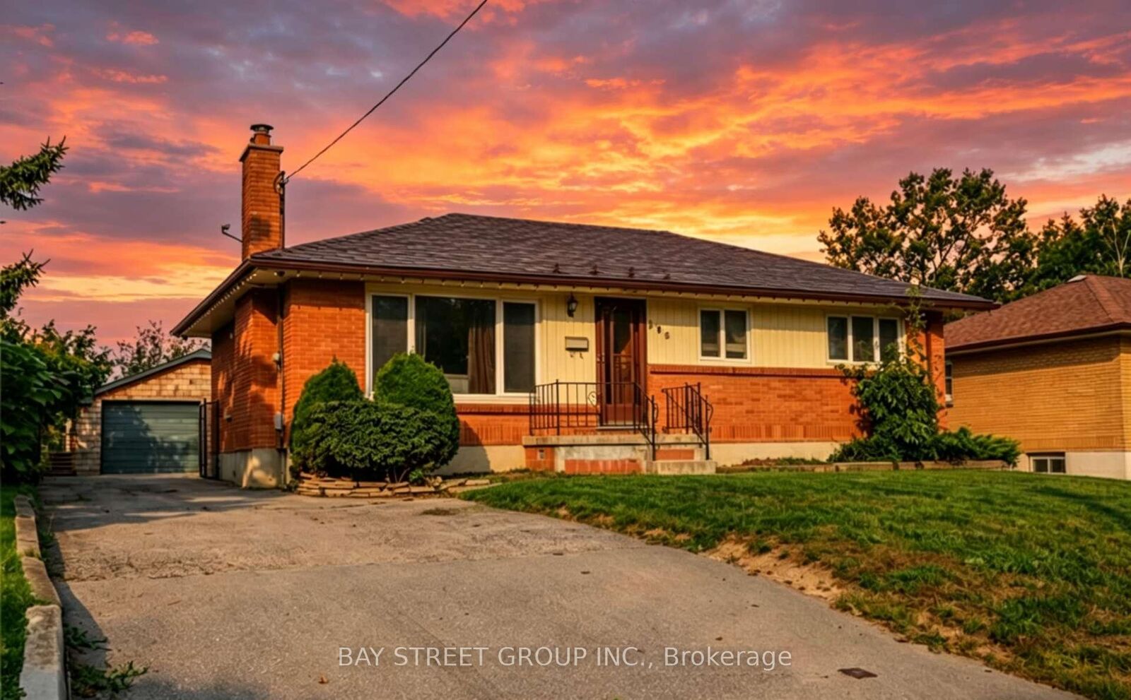 Property Photo: 385 Beachwood Avenue ON N6J 3J9