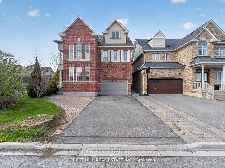 Property Photo: 92 Seabreeze Avenue ON L4J 8T7